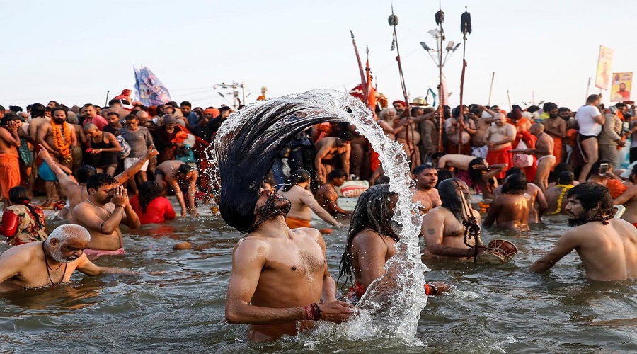 Prayagraj Maha Kumbh 2025 Trip From Ayodhya with Kashi Darshan ,India 