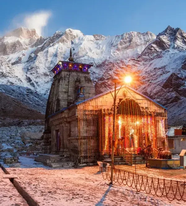 Kedarnath temple in Himalayas with snow mountains
